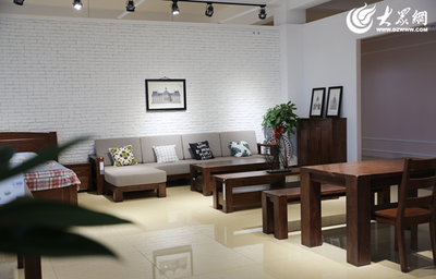 探訪日照聚順德工貿家居工廠 輕松擁有全屋實木家具的藝術之旅